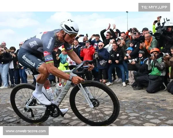 范德普尔巴黎-鲁贝状态成疑，外媒预测佩德森、甘纳等为热门